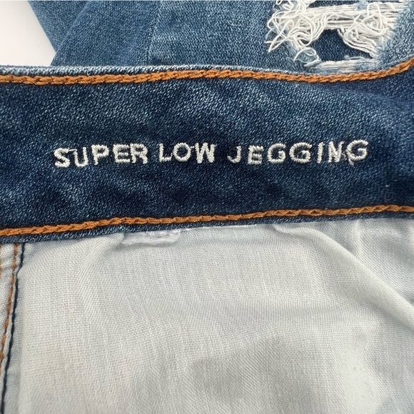 American Eagle Outfitters Super Low Stretch Distressed Jeggings Size 28 Junior’s - Picture 4 of 5